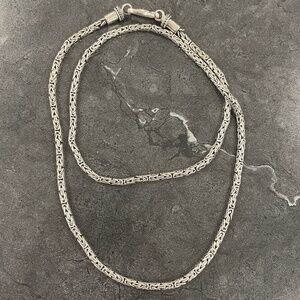 Suarti Byzantine Chain Necklace